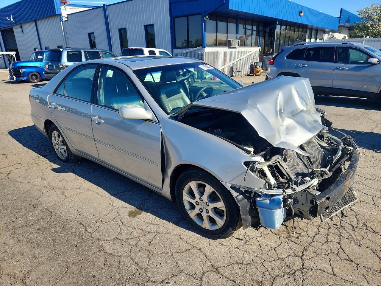 2005 TOYOTA CAMRY XLE photo 7