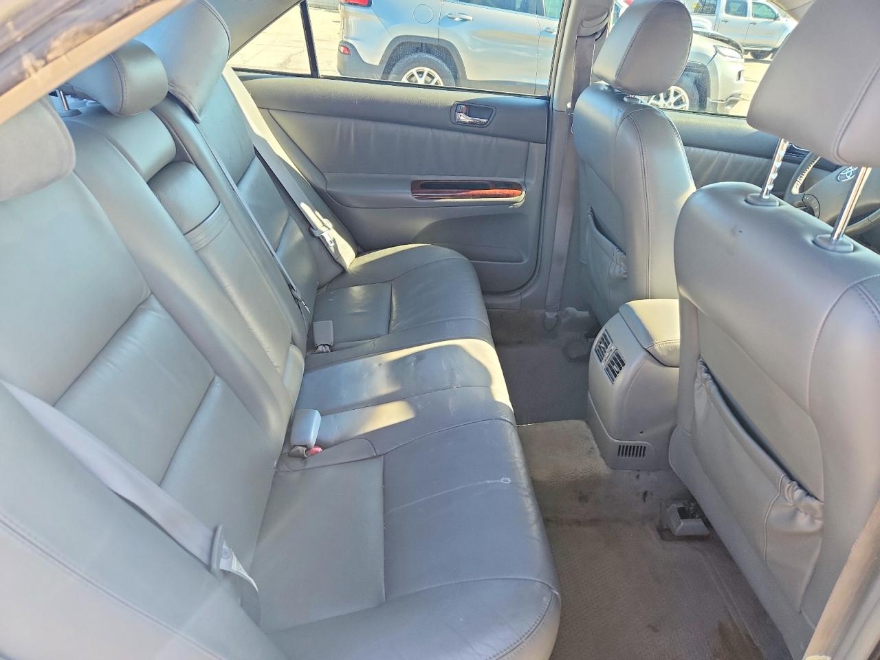 2005 TOYOTA CAMRY XLE photo 19