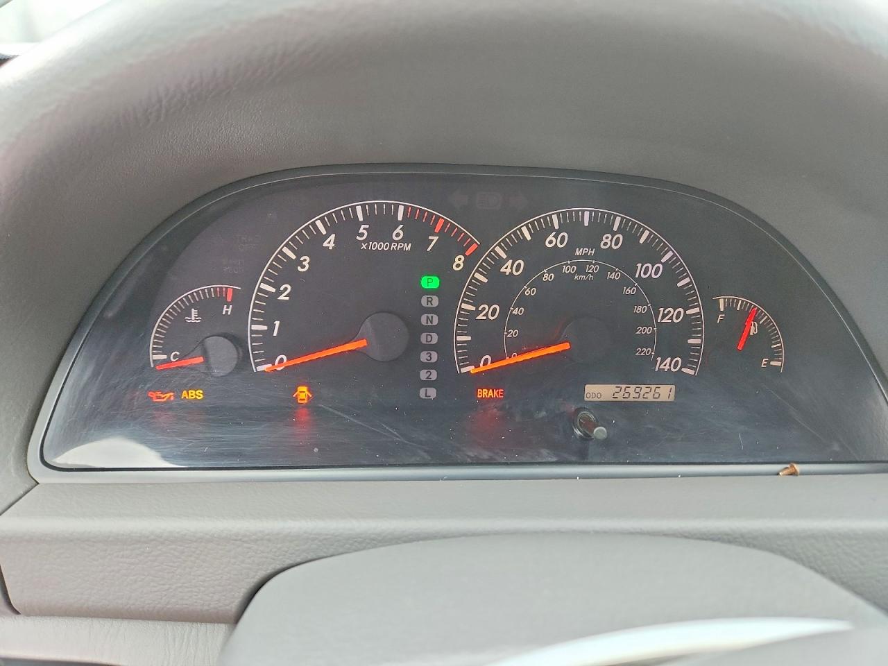 2005 TOYOTA CAMRY XLE photo 17