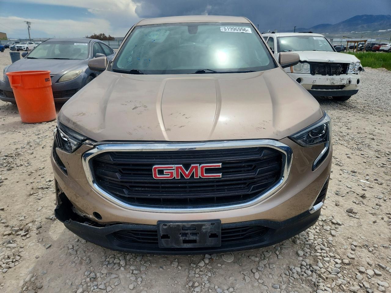 2018 GMC TERRAIN SLE photo 9