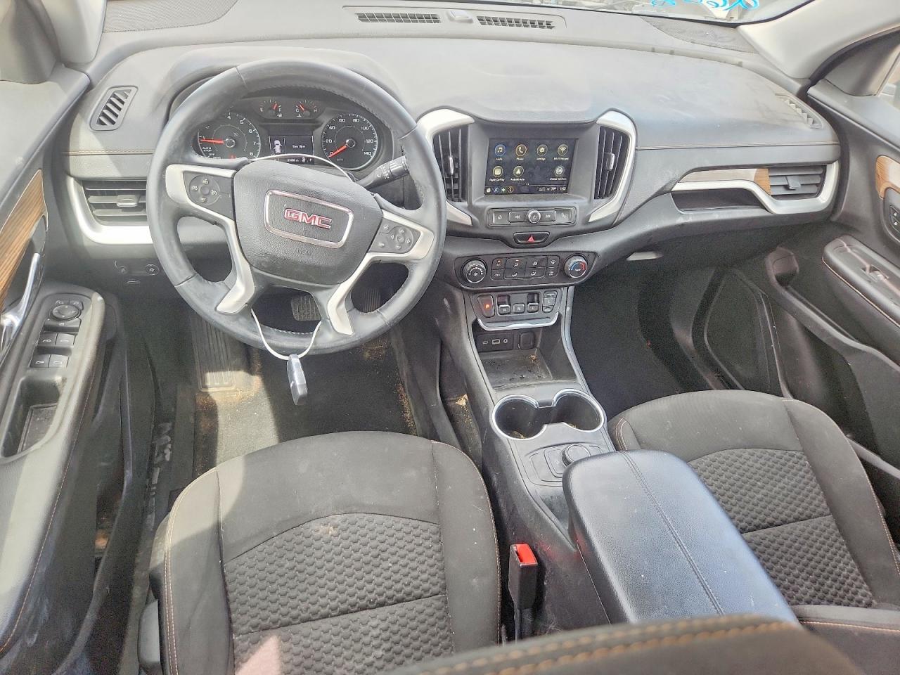 2018 GMC TERRAIN SLE photo 15