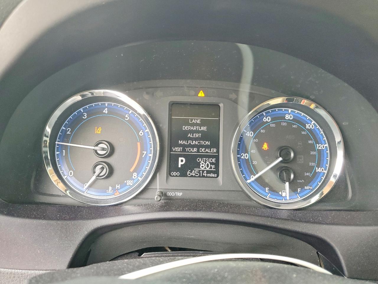 2018 TOYOTA COROLLA LE photo 17