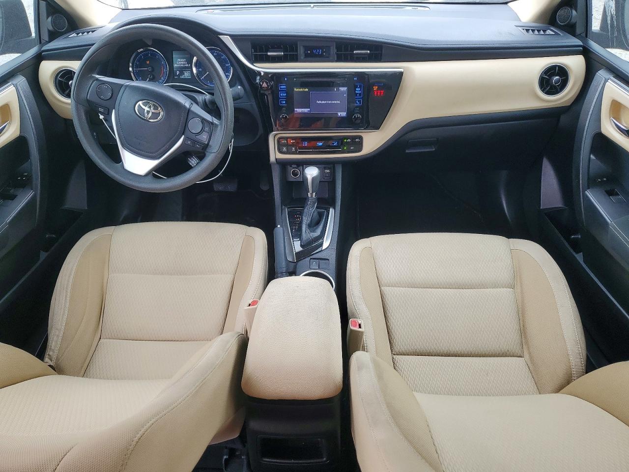 2018 TOYOTA COROLLA LE photo 15