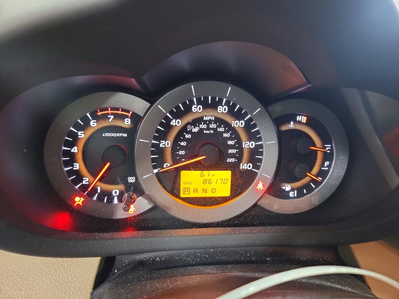 2011 TOYOTA RAV4 BASE photo 9