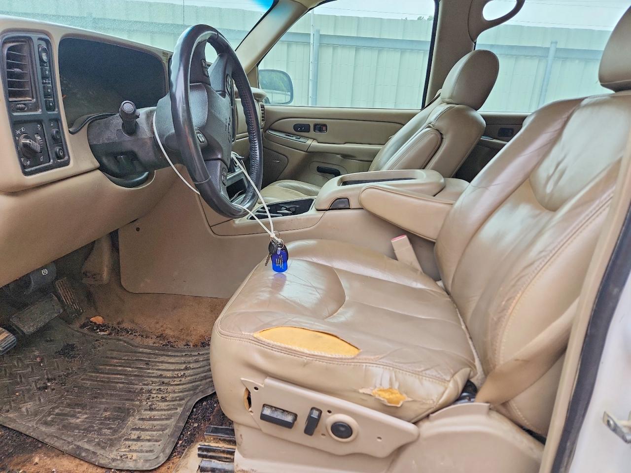2004 CHEVROLET SILVERADO K1500 photo 13
