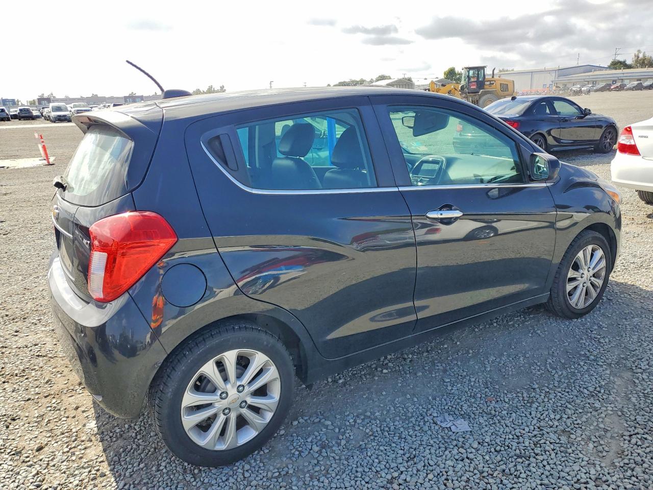 2016 CHEVROLET SPARK 2LT photo 5