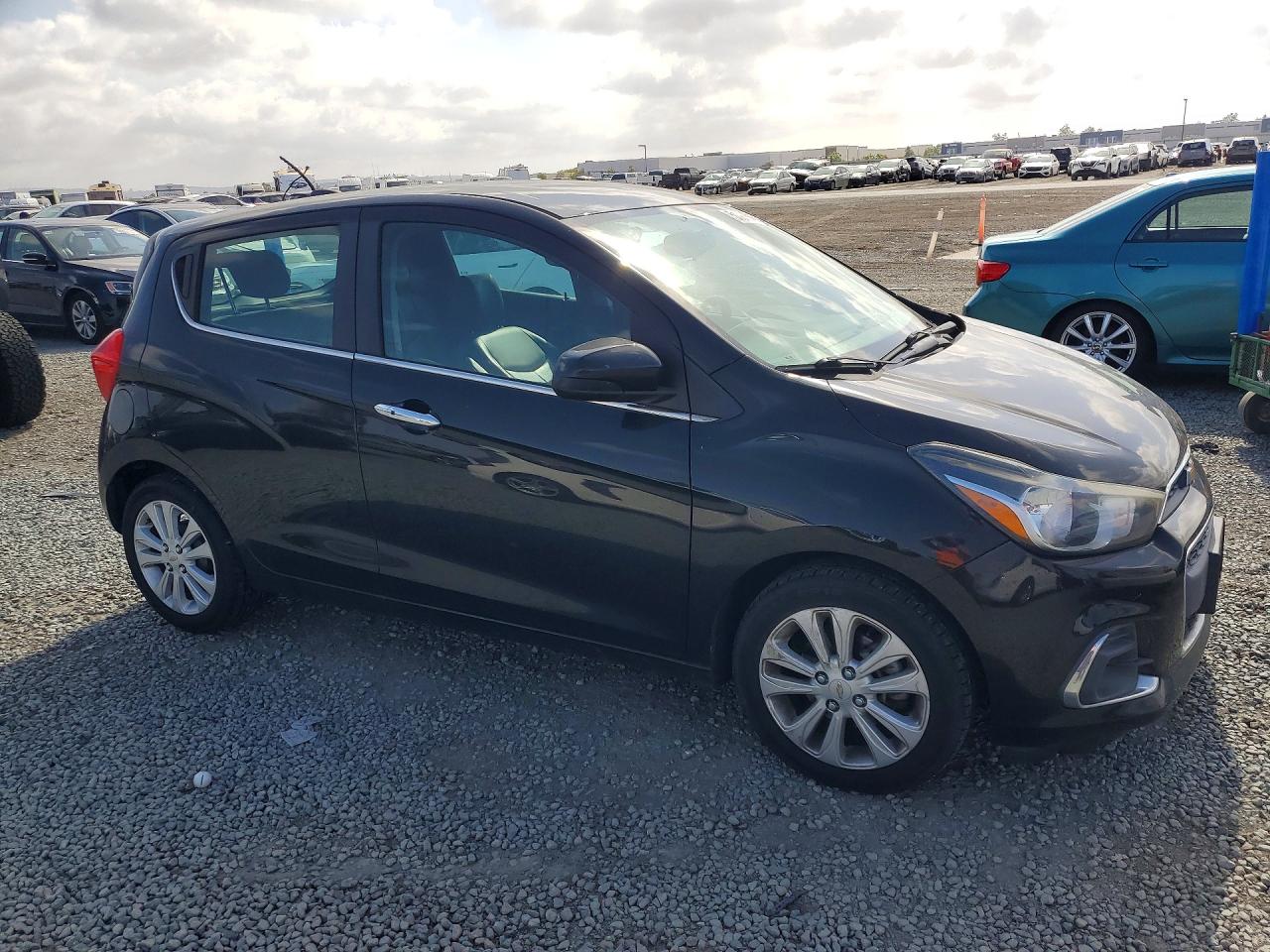 2016 CHEVROLET SPARK 2LT photo 7