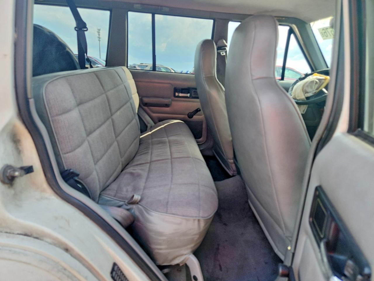 1996 JEEP CHEROKEE SPORT photo 31