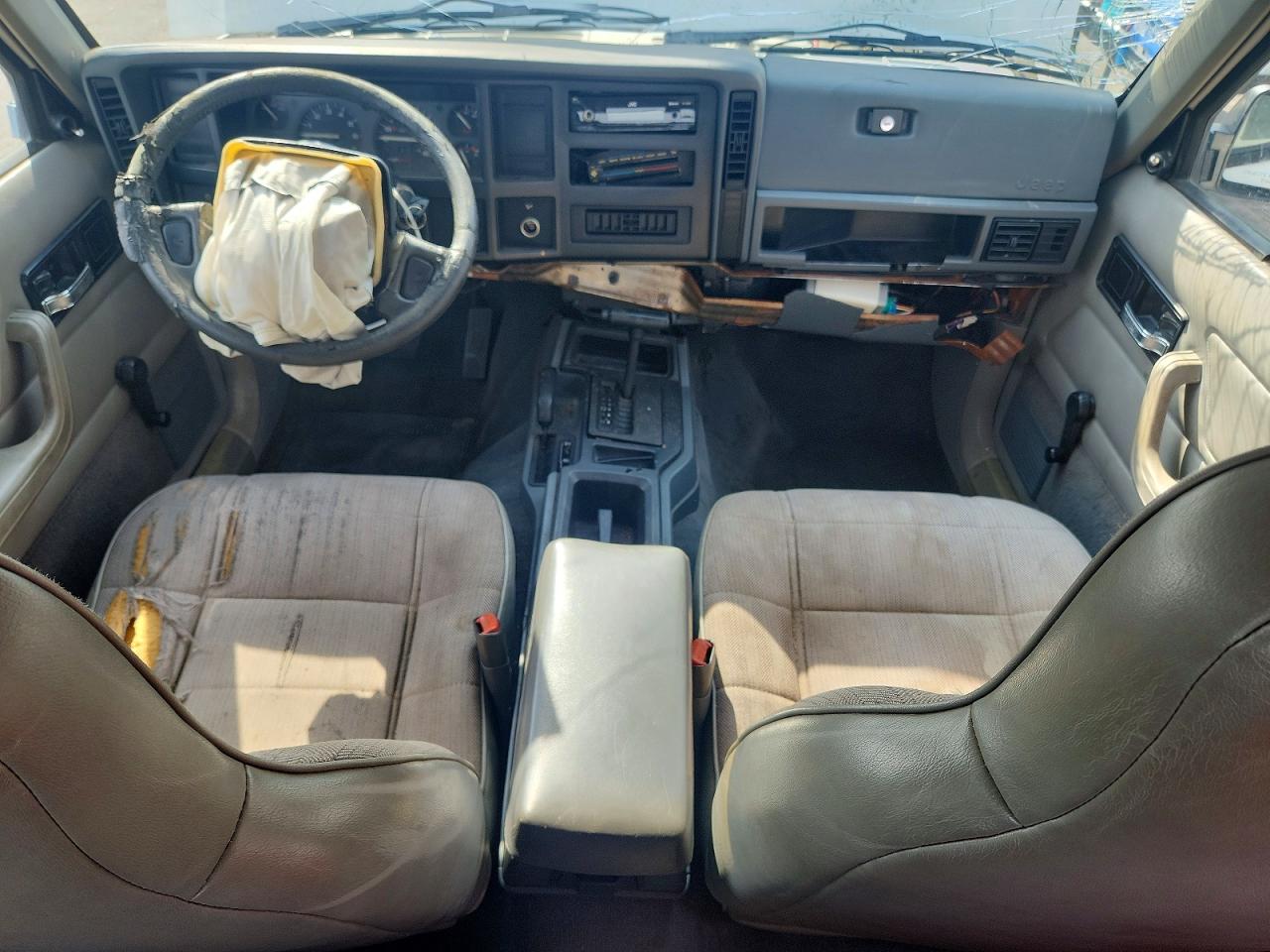 1996 JEEP CHEROKEE SPORT photo 22