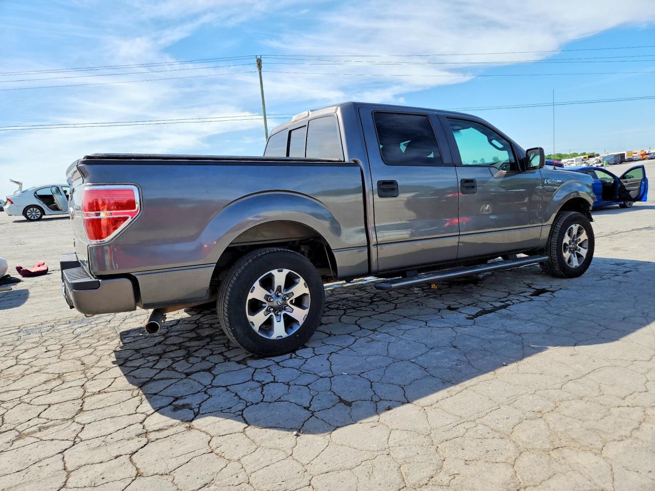 2011 FORD F150 SUPERCREW photo 5