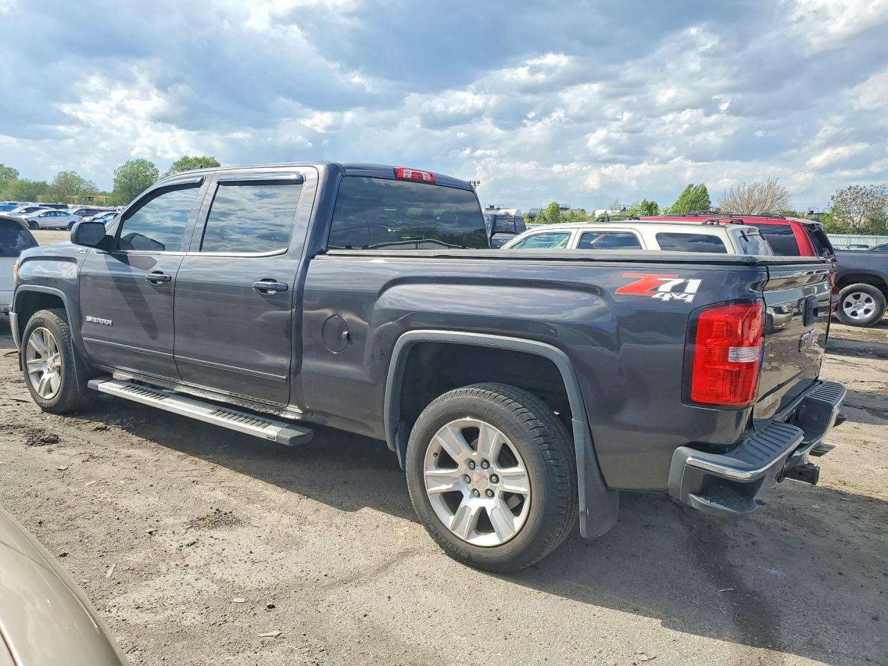 2015 GMC SIERRA K1500 SLE photo 4
