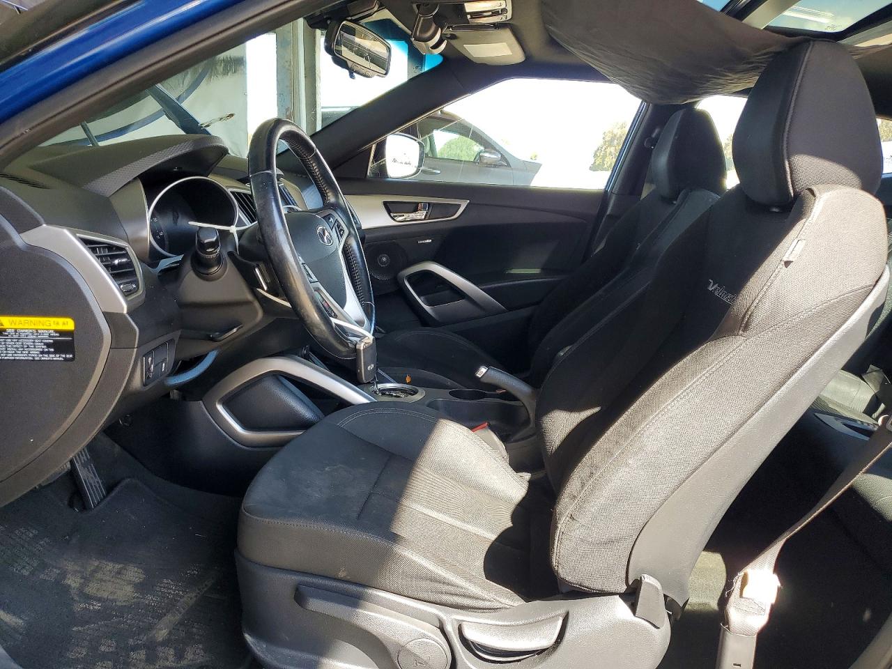 2017 HYUNDAI VELOSTER VALUE EDITION photo 13