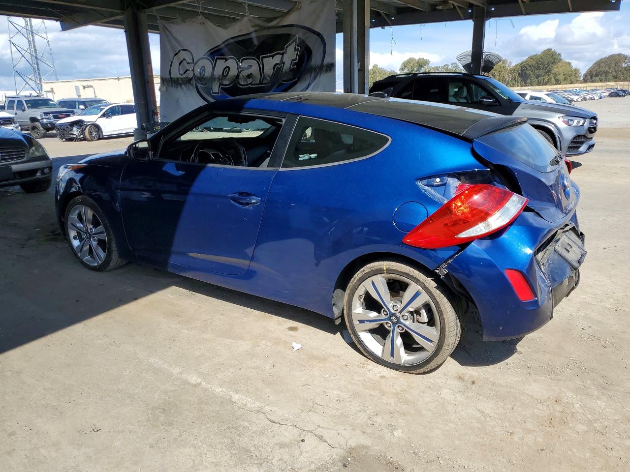 2017 HYUNDAI VELOSTER VALUE EDITION photo 3