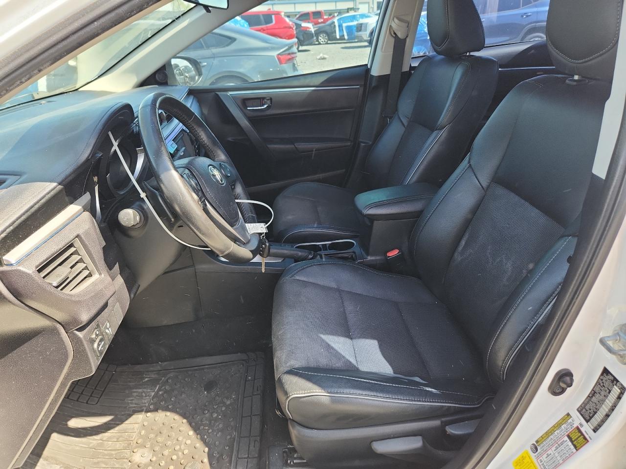 2014 TOYOTA COROLLA S PLUS photo 19