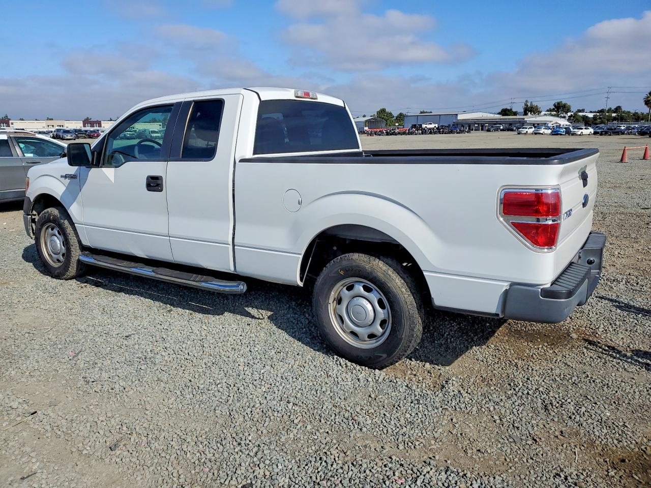 2010 FORD F150 SUPER CAB photo 2