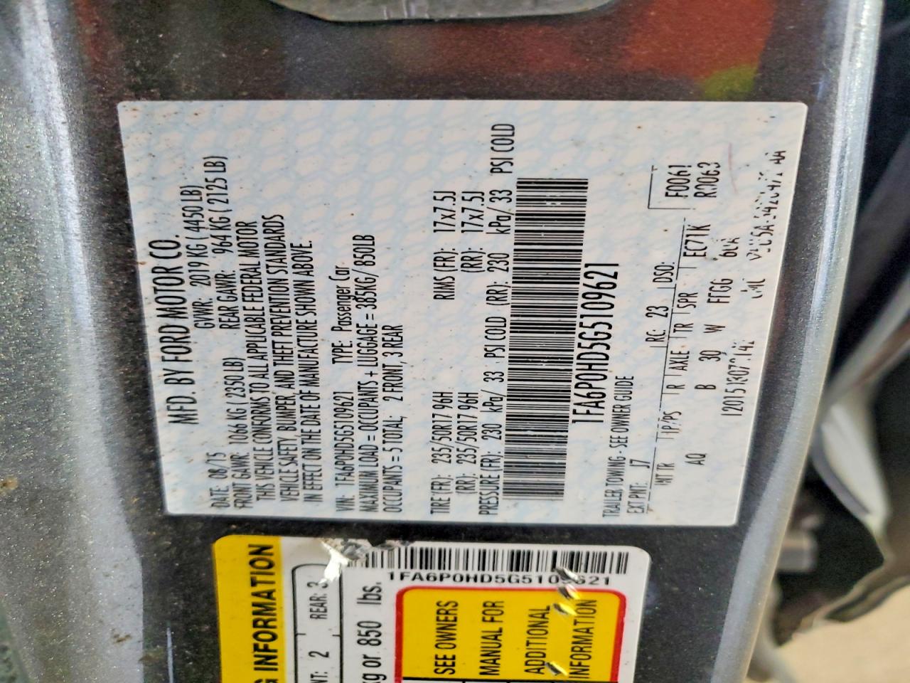 2016 FORD FUSION SE photo 23