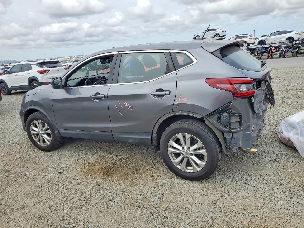 2020 NISSAN ROGUE photo 4