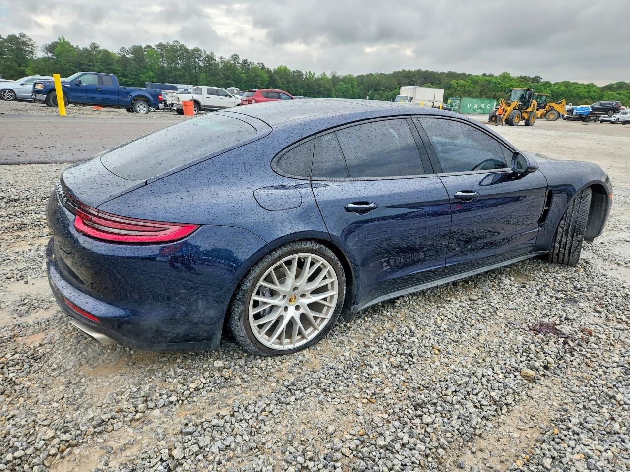 2017 PORSCHE PANAMERA 2 photo 5