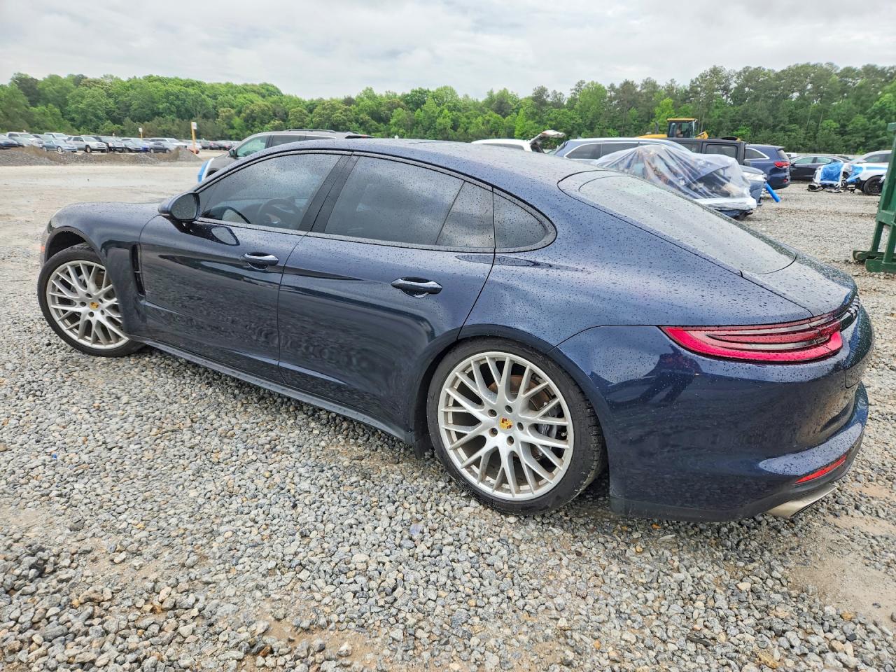 2017 PORSCHE PANAMERA 2 photo 3