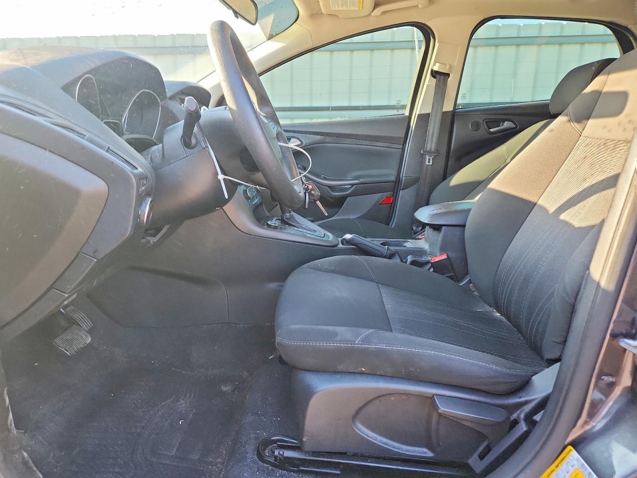 2017 FORD FOCUS SEL photo 7