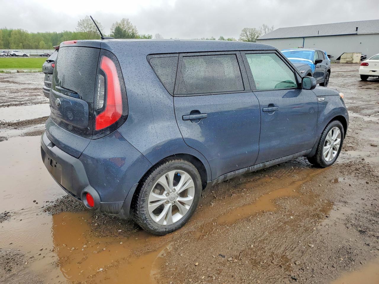 2015 KIA SOUL + photo 3