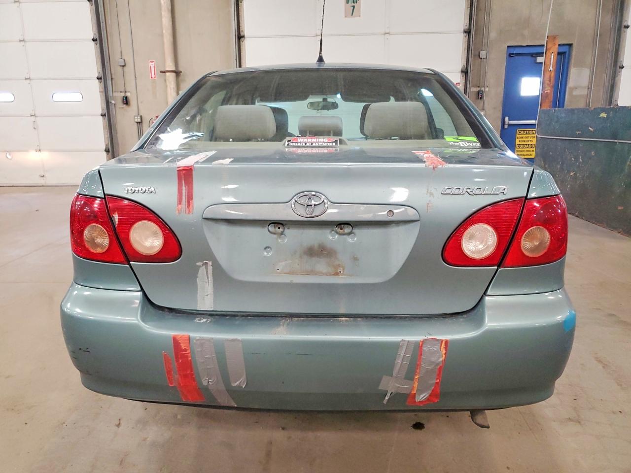 2005 TOYOTA COROLLA LE photo 11