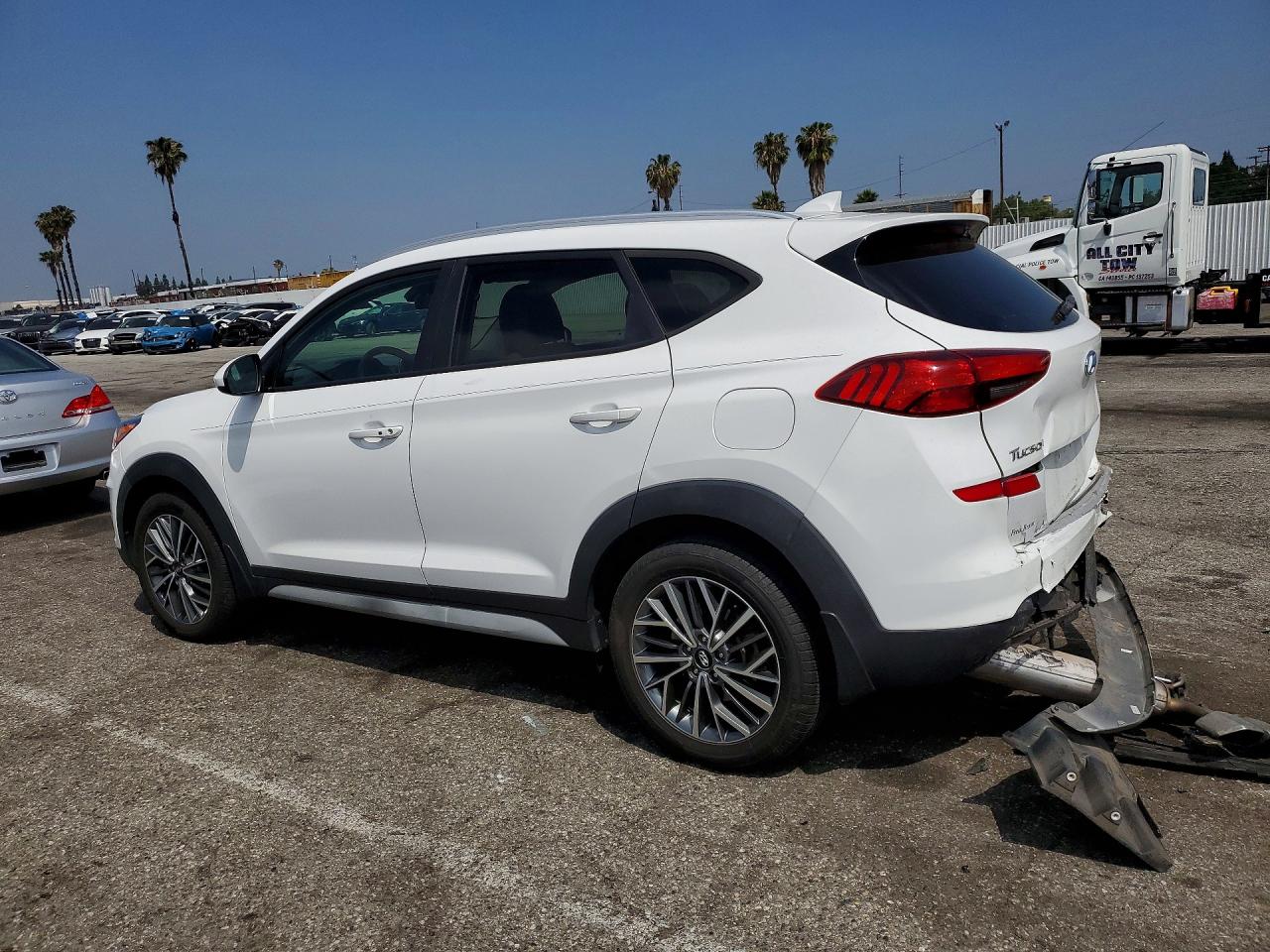 2021 HYUNDAI TUCSON SEL photo 3