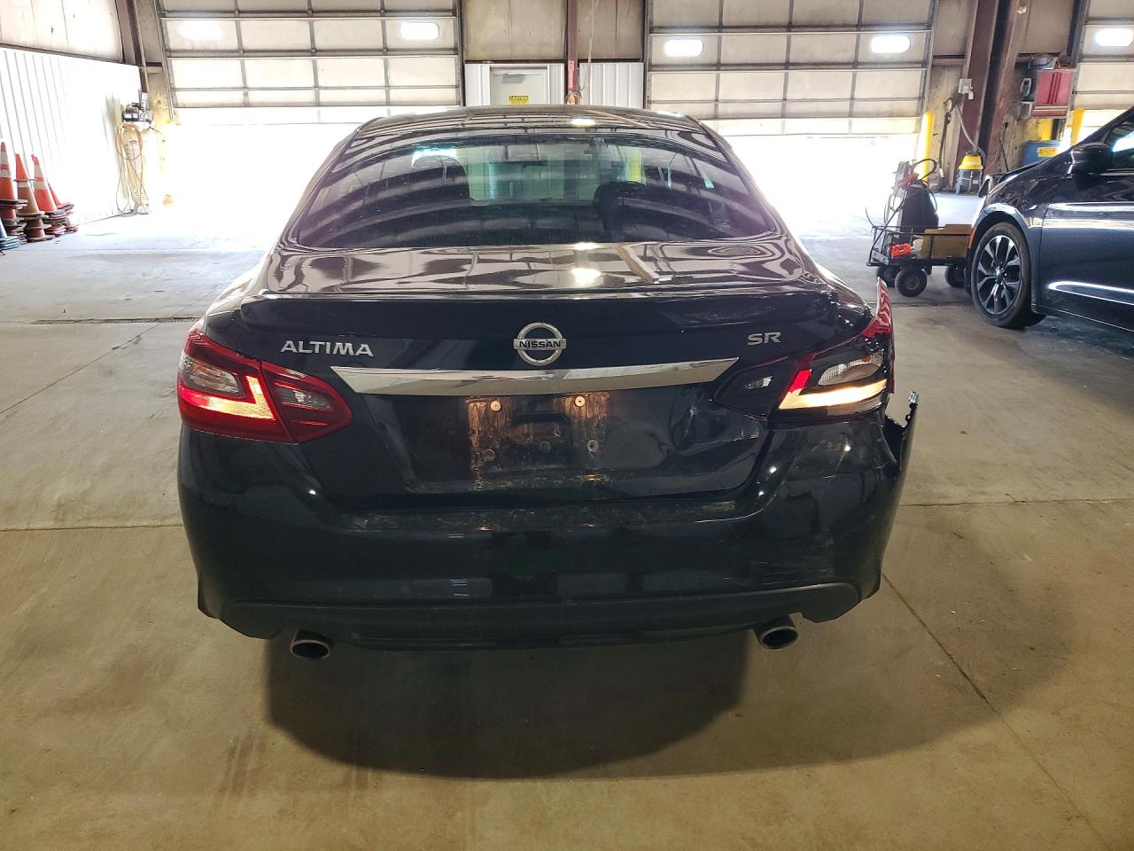 2018 NISSAN ALTIMA 2.5 SR photo 16