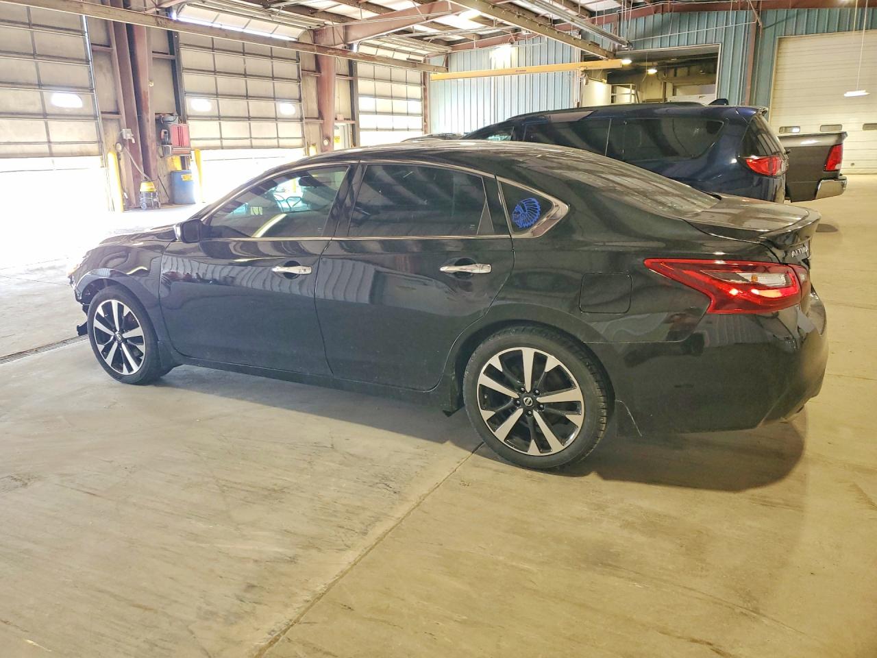 2018 NISSAN ALTIMA 2.5 SR photo 4