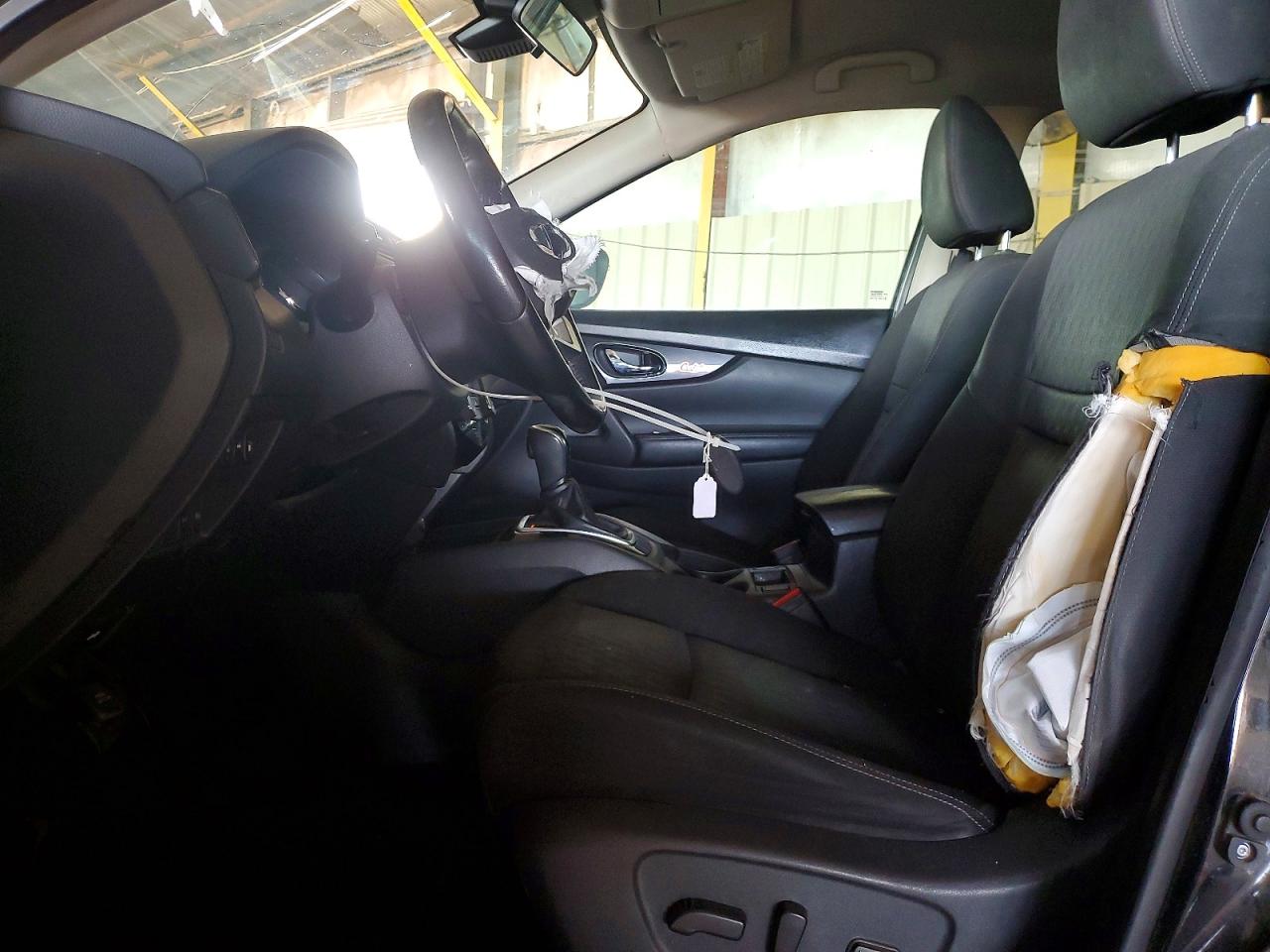 2020 NISSAN ROGUE SV photo 19