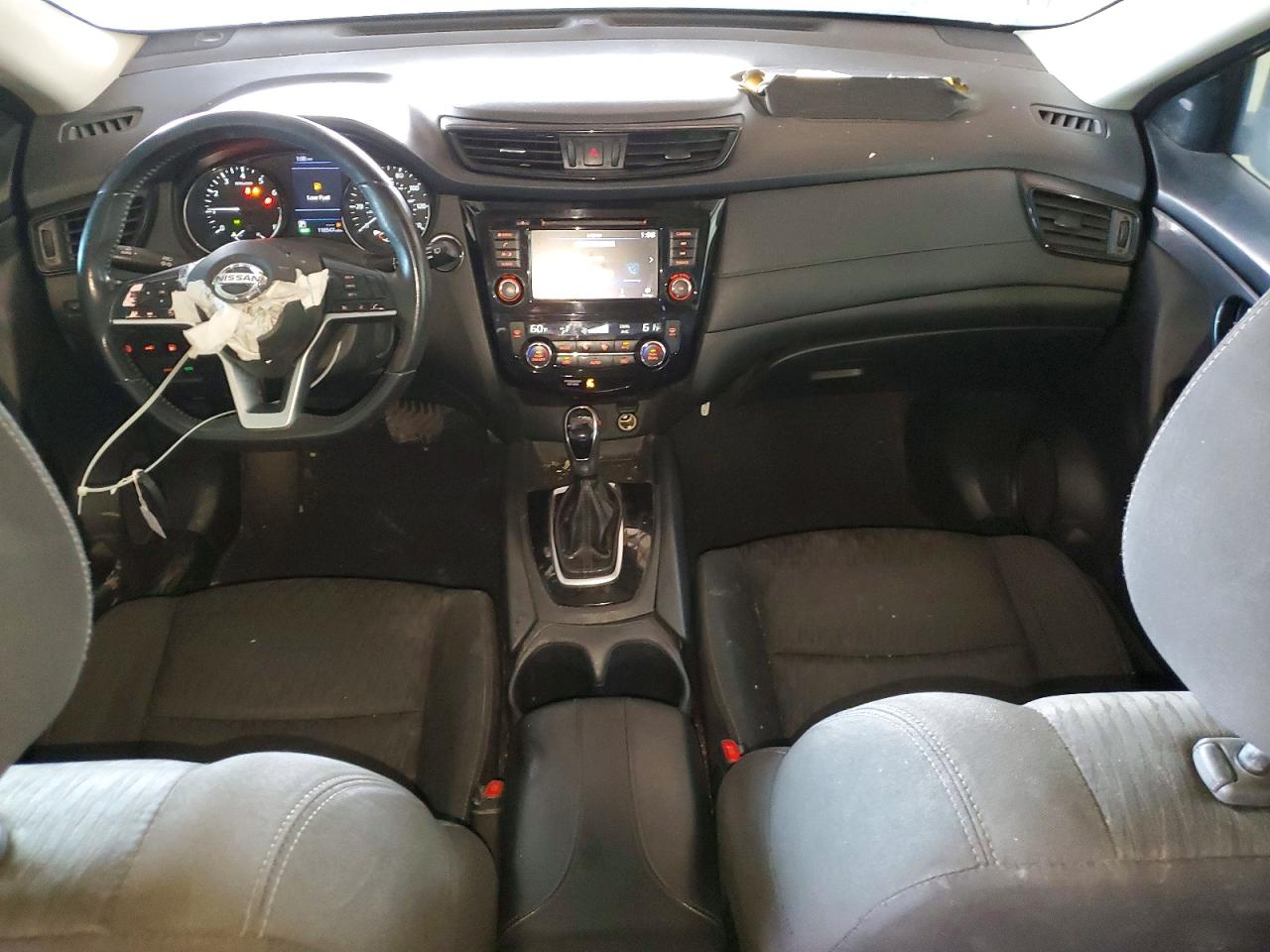 2020 NISSAN ROGUE SV photo 22