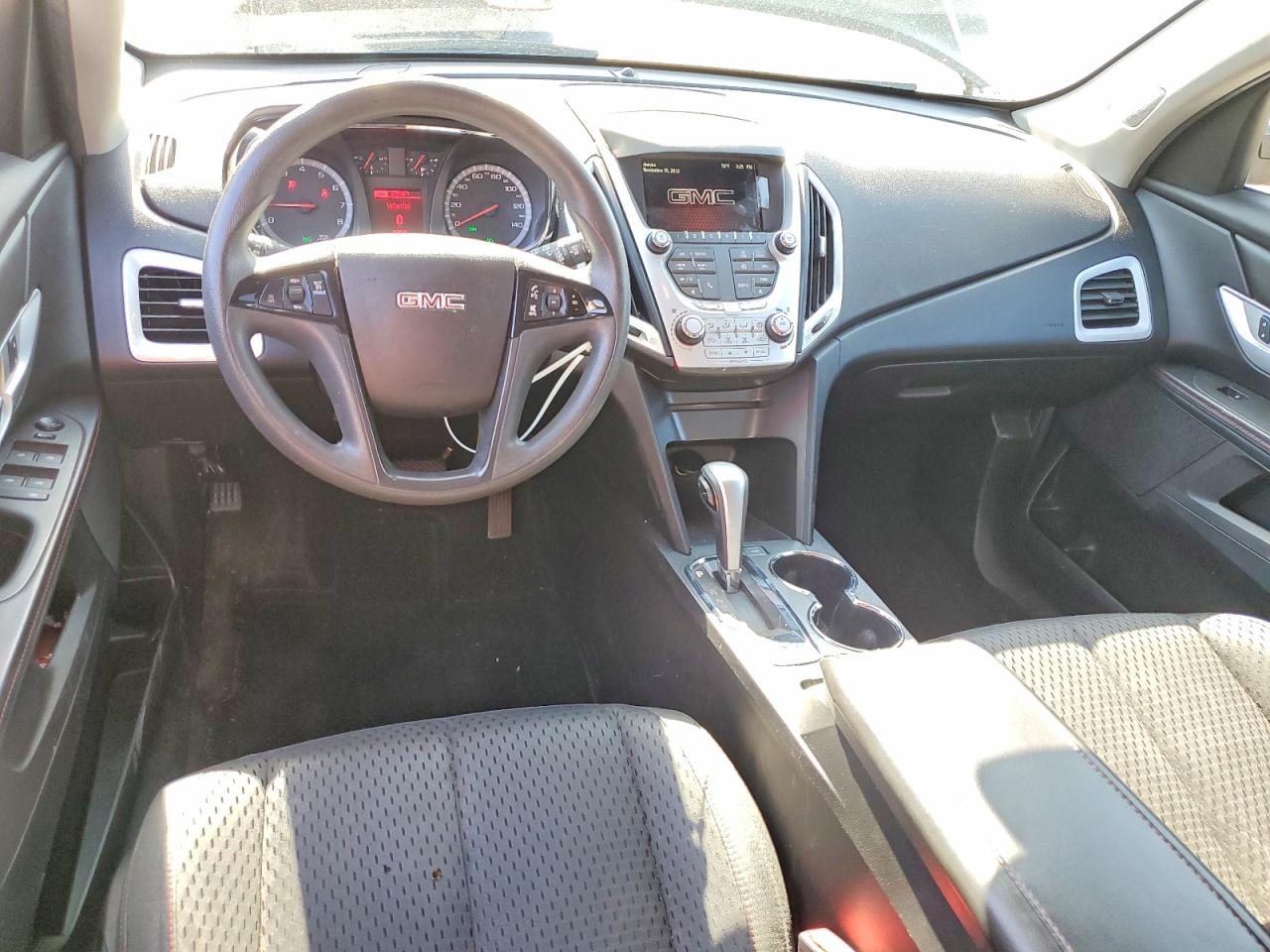 2015 GMC TERRAIN SLE photo 15