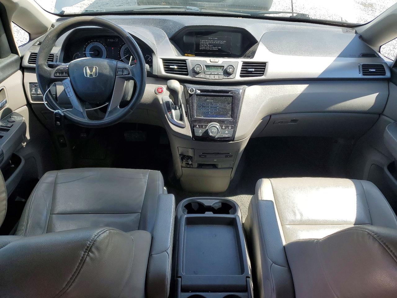 2016 HONDA ODYSSEY SE photo 22