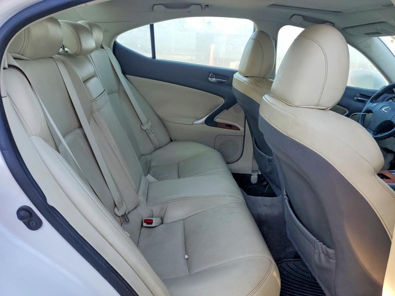 2009 LEXUS IS 250 AWD photo 19