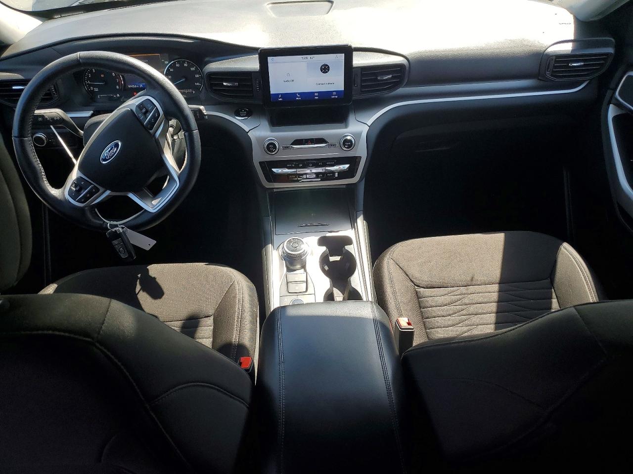 2021 FORD EXPLORER XLT photo 15