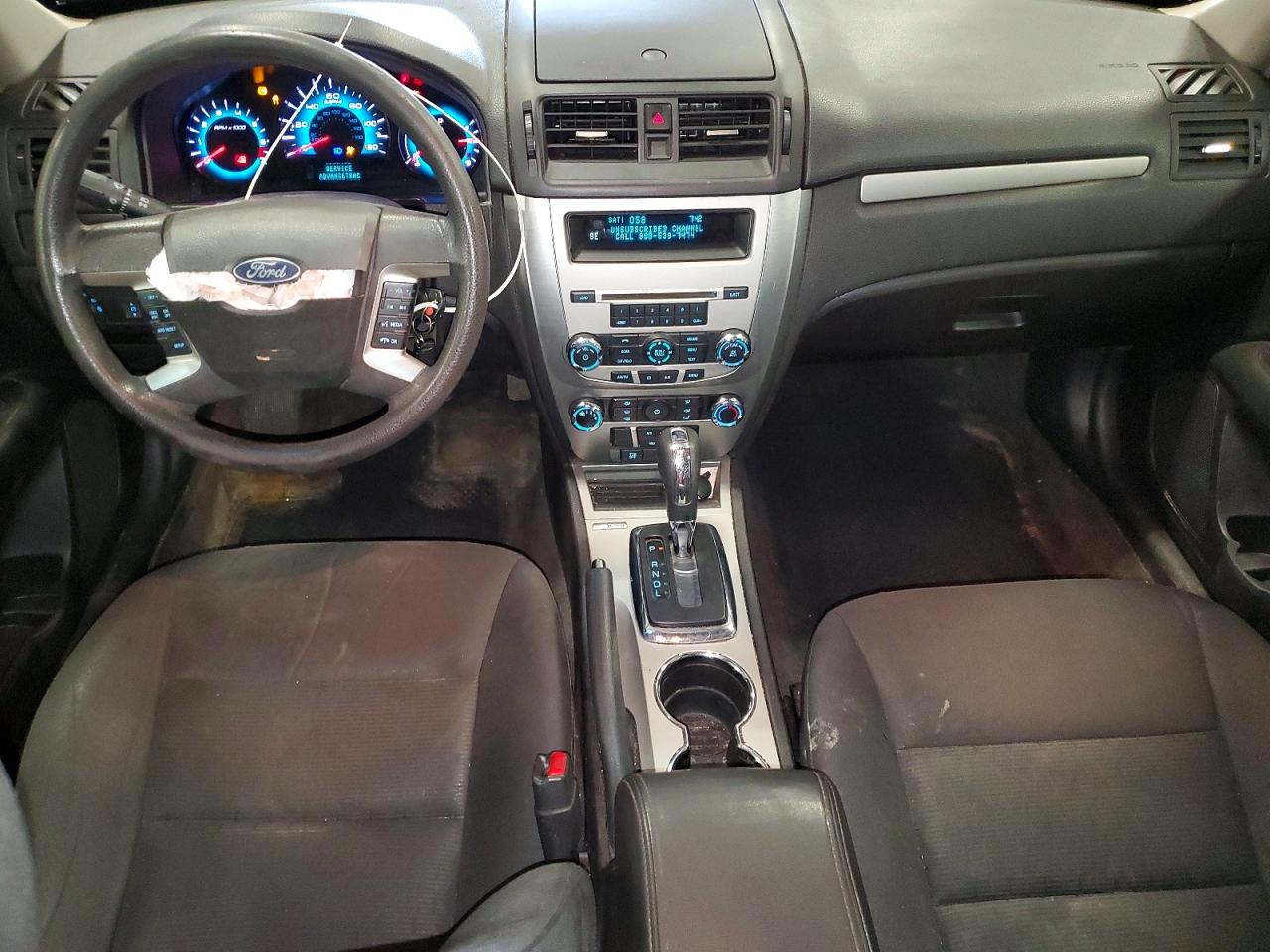 2011 FORD FUSION SE photo 22