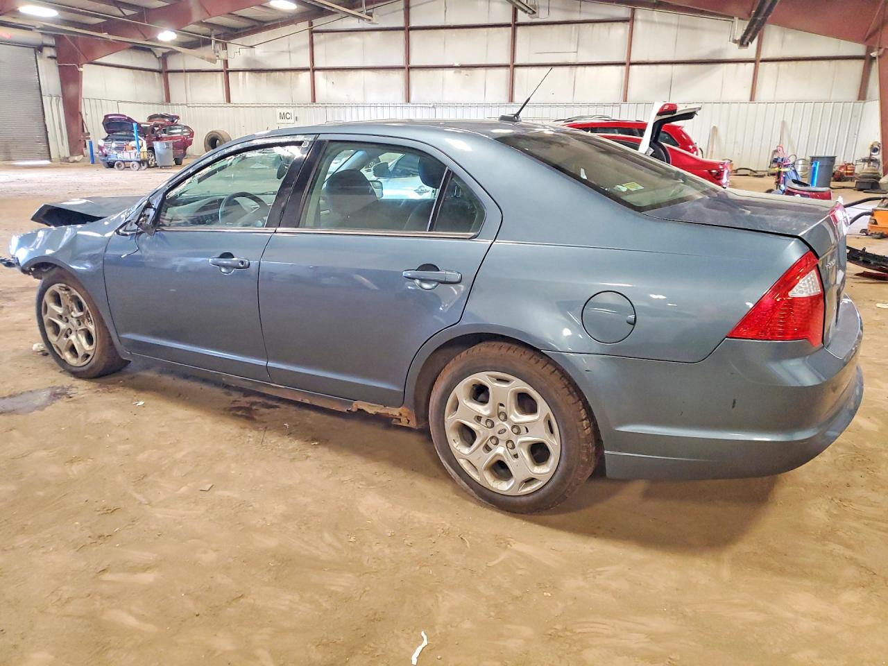 2011 FORD FUSION SE photo 4