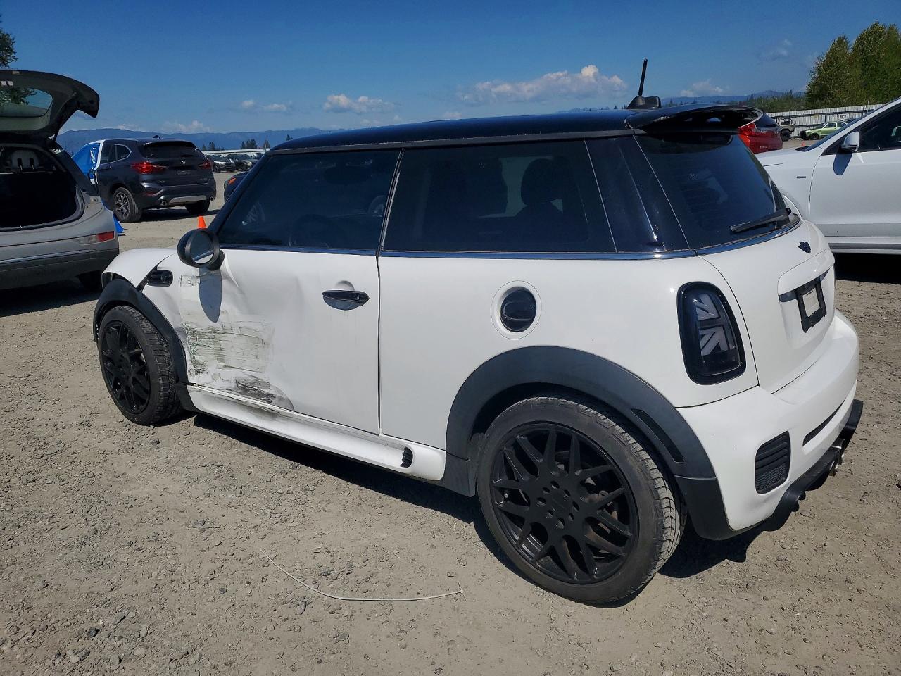 2008 MINI COOPER S photo 4