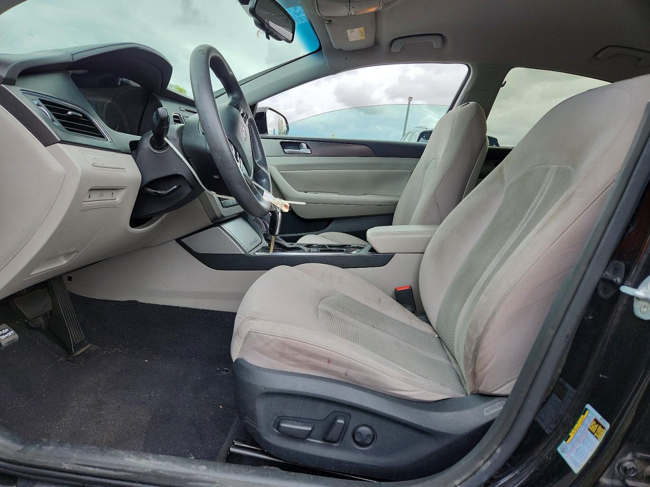 2015 HYUNDAI SONATA SPORT photo 19