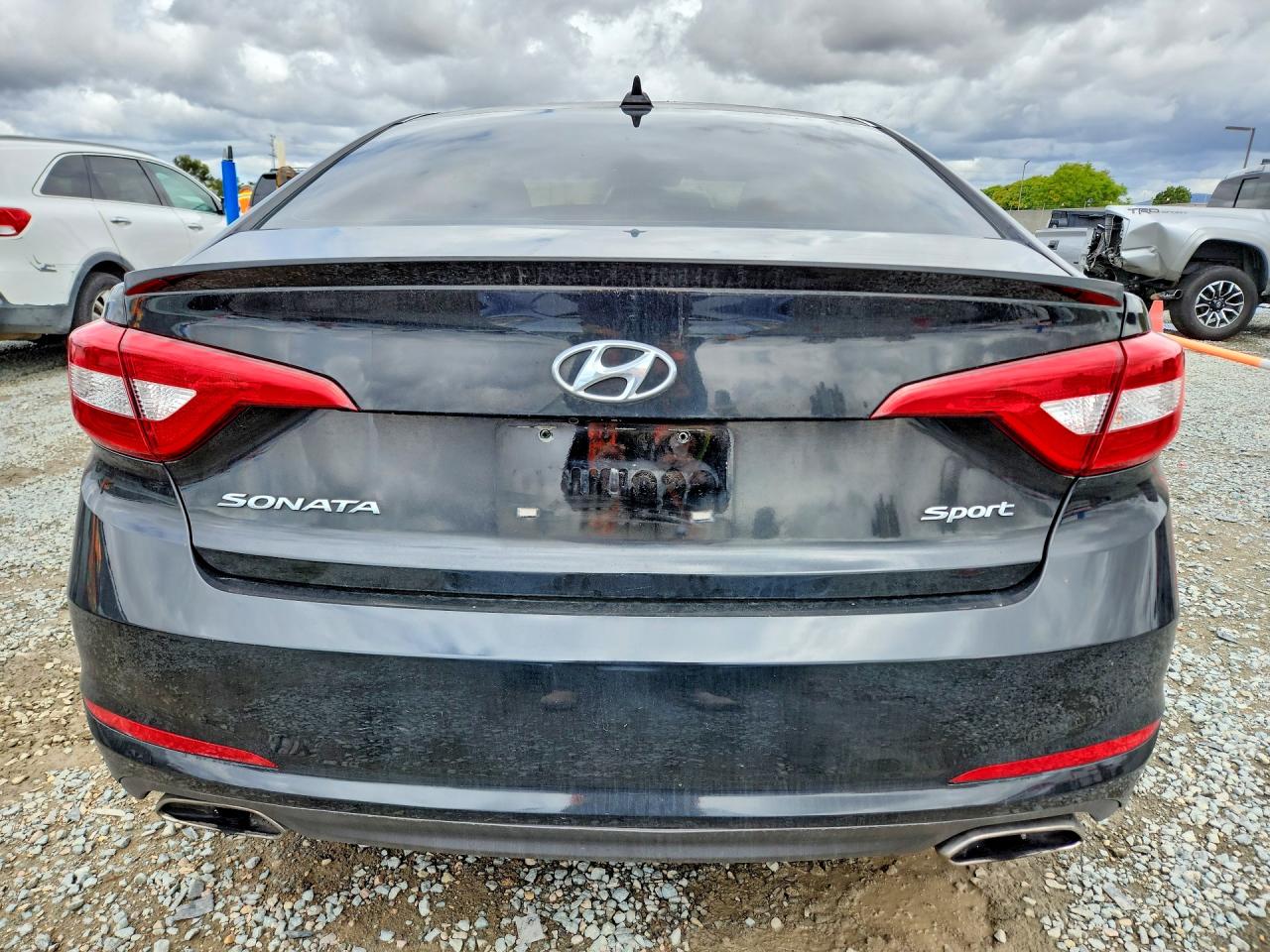 2015 HYUNDAI SONATA SPORT photo 16