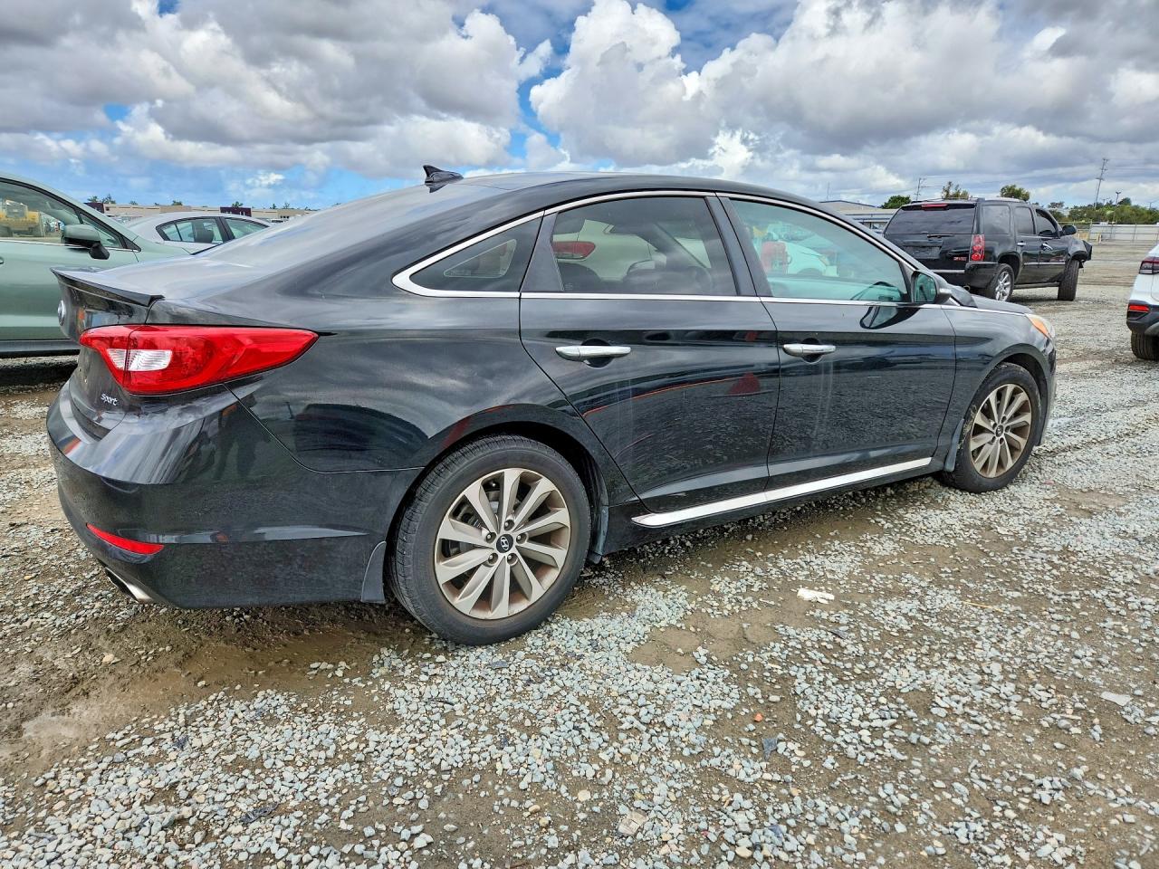 2015 HYUNDAI SONATA SPORT photo 7