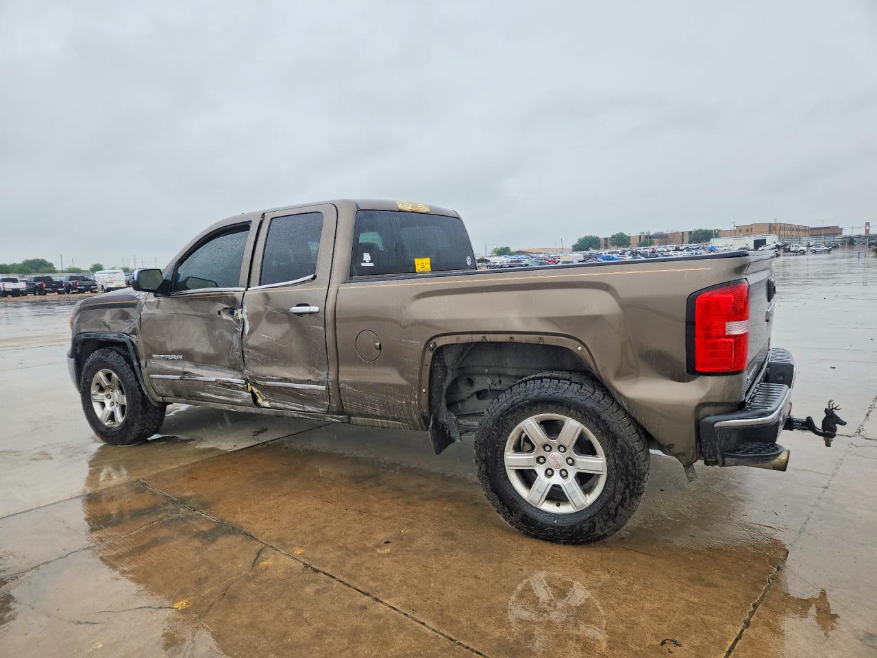 2014 GMC SIERRA K1500 SLT photo 2