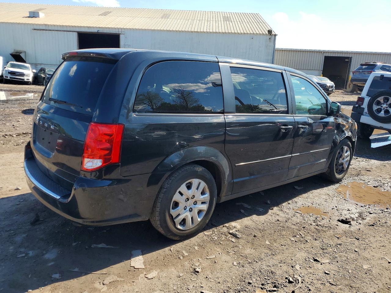 2015 DODGE GRAND CARAVAN SE photo 7