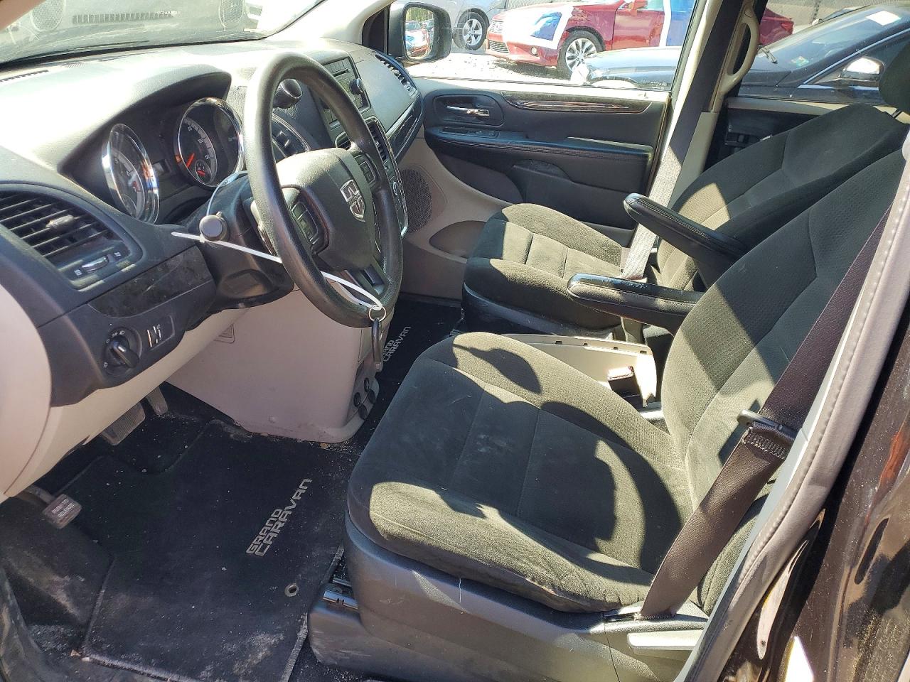 2015 DODGE GRAND CARAVAN SE photo 19