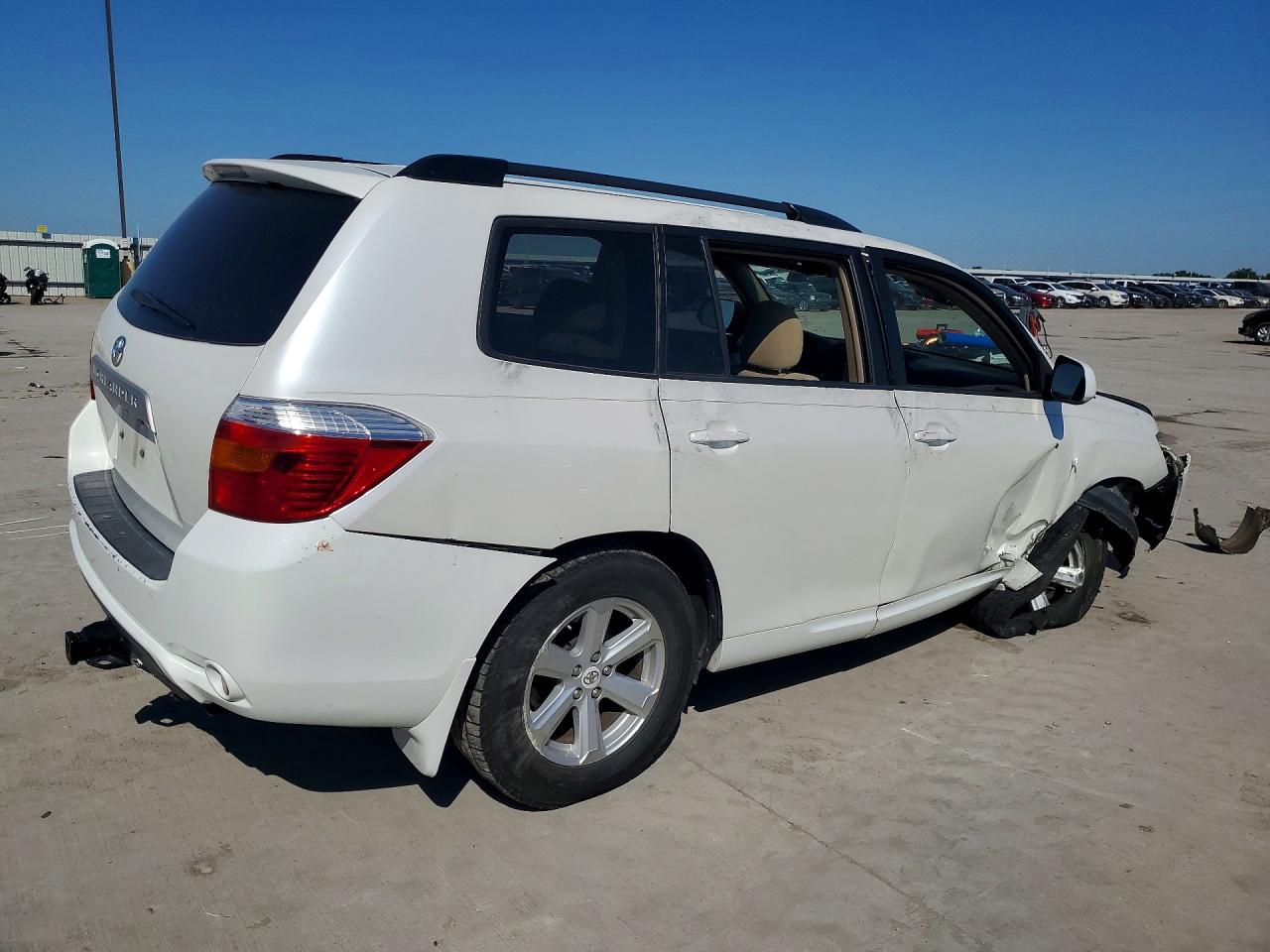 2010 TOYOTA HIGHLANDER BASE photo 7
