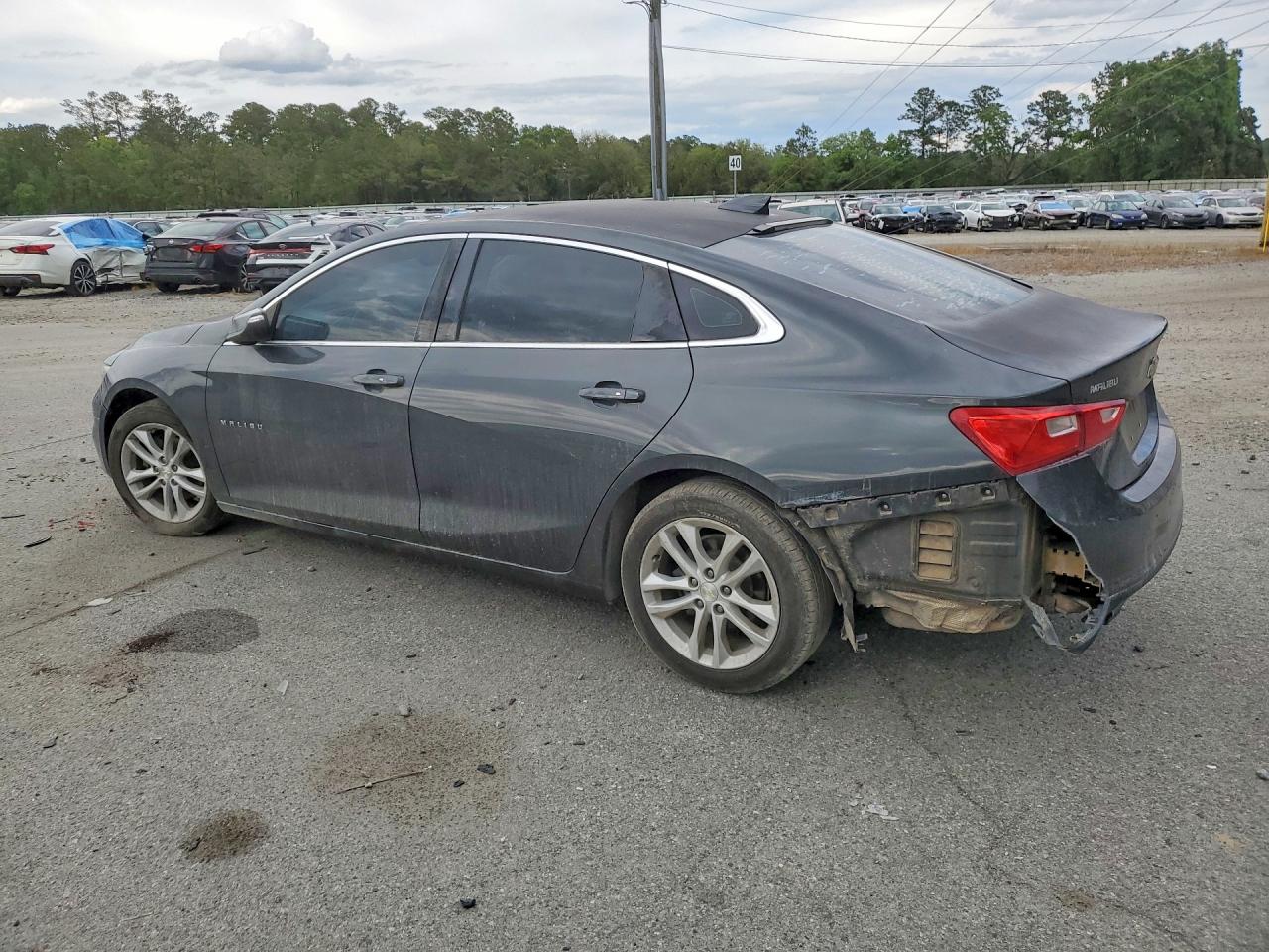 2018 CHEVROLET MALIBU LT photo 3