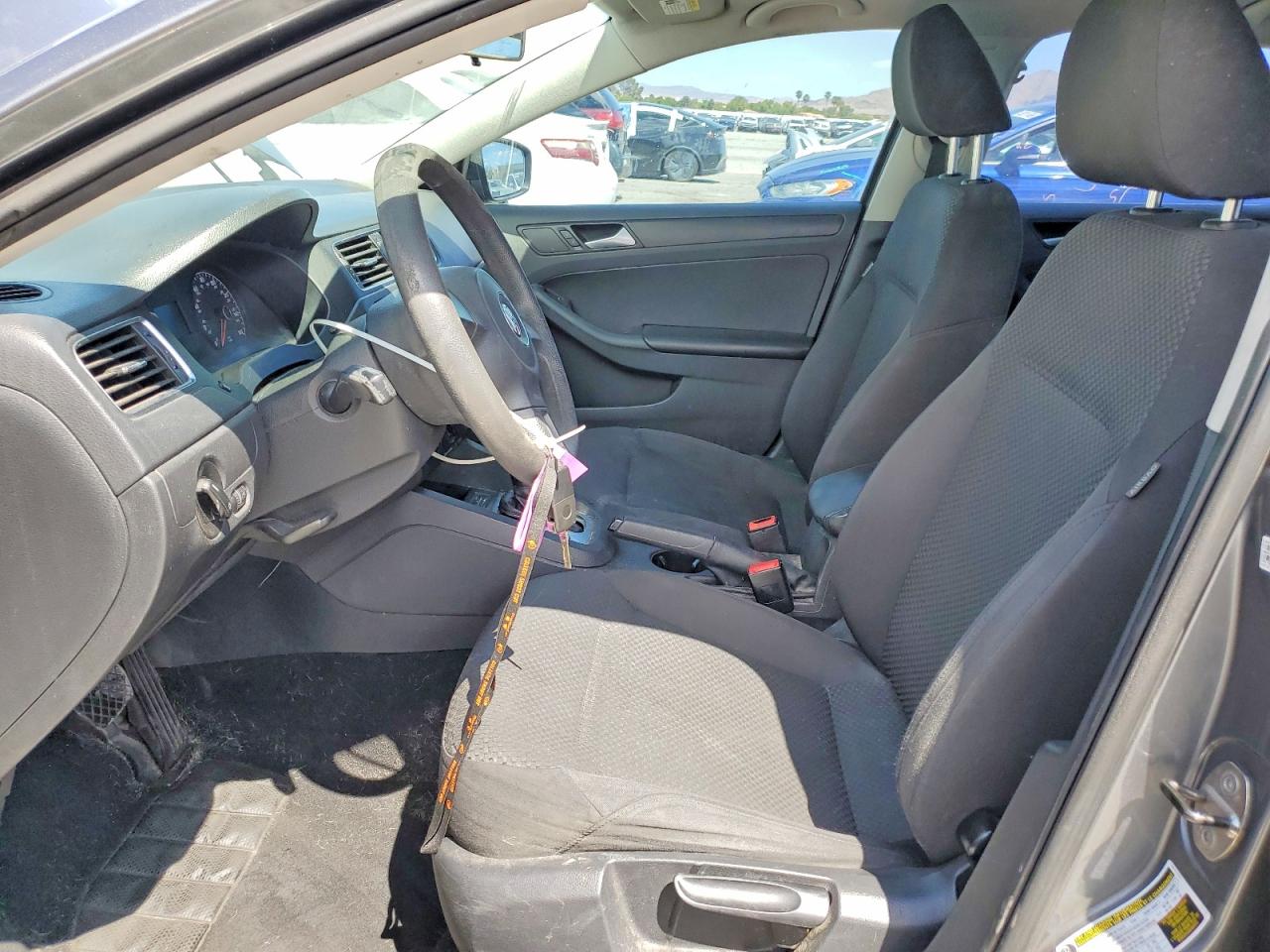2014 VOLKSWAGEN JETTA BASE photo 19