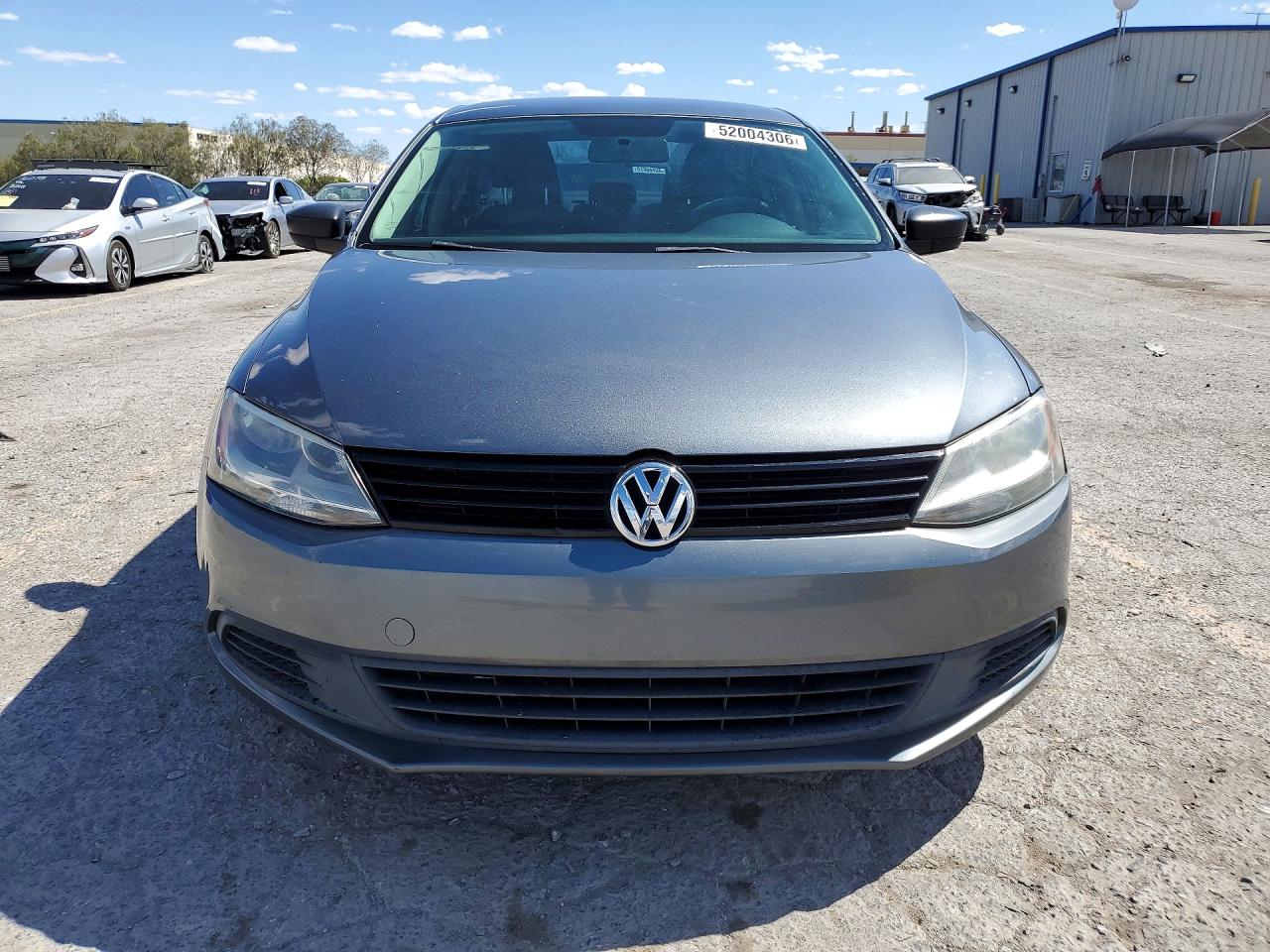 2014 VOLKSWAGEN JETTA BASE photo 13