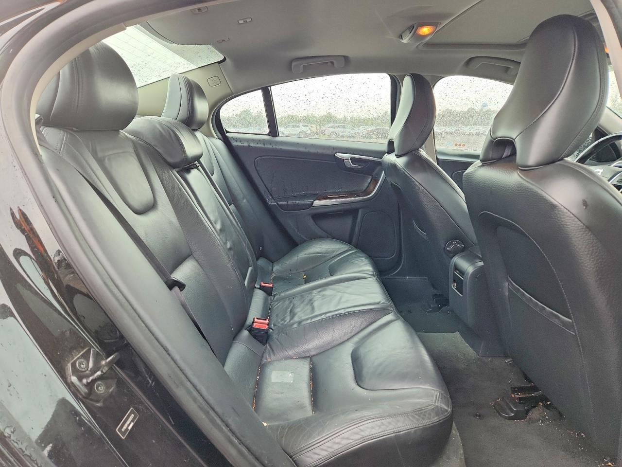 2012 VOLVO S60 T5 photo 28