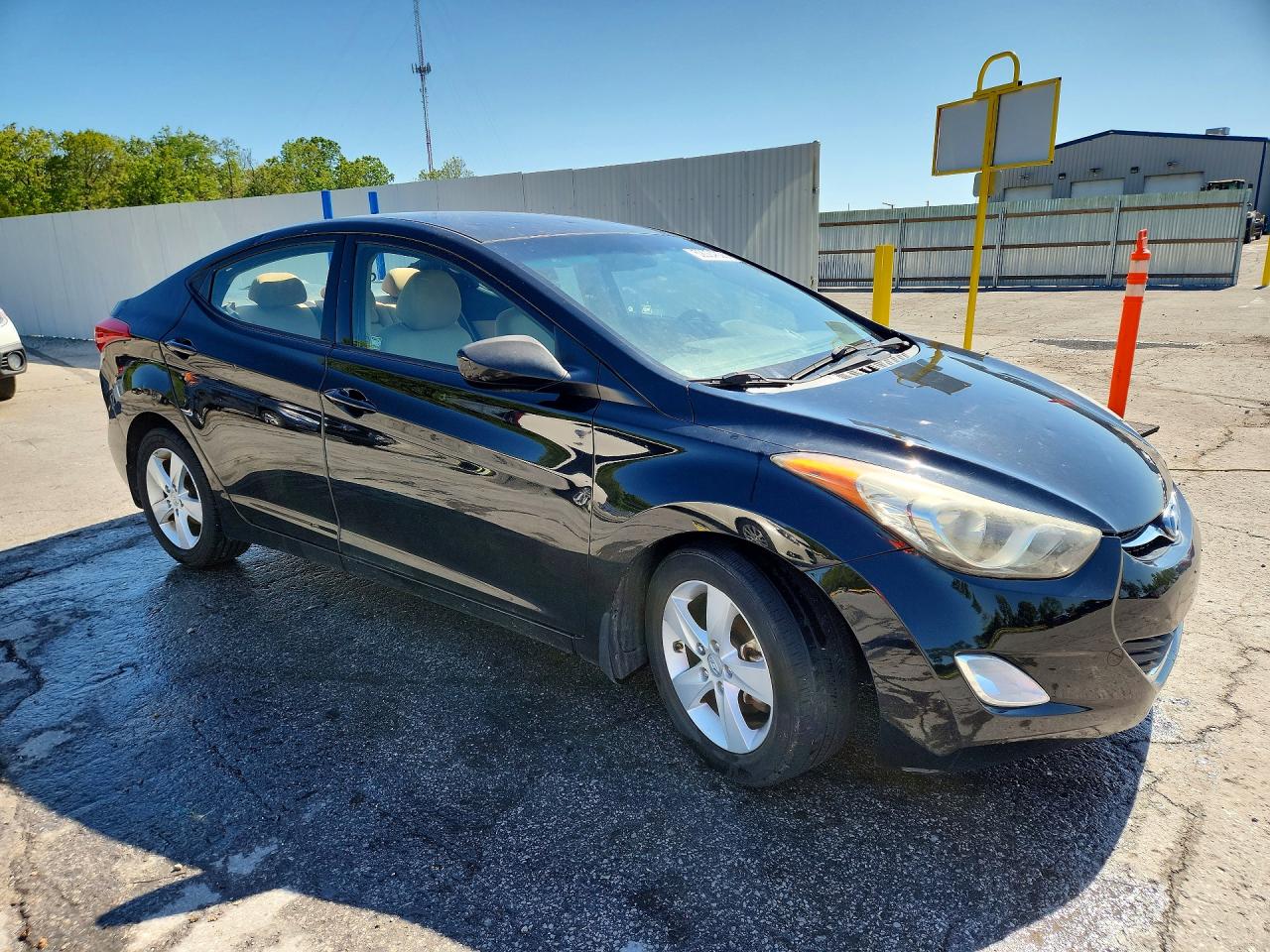 2013 HYUNDAI ELANTRA GLS photo 4
